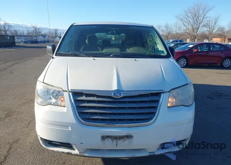 2008 Chrysler Town & Country Lx from USA, damaged, VIN 2A8HR44HX8R725048